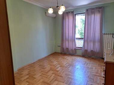 Kira - Apartman olarak Center,  Sofia