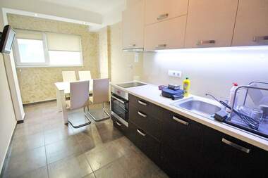 Miete - Wohnung in Lazur,  Burgas