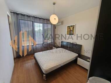 Vânzare - Apartament în Balceik,  Dobrice
