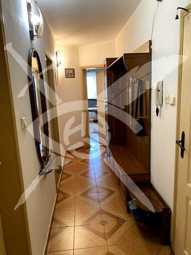 Închiriere - Apartament în Liatno kino Trakia,  Varna