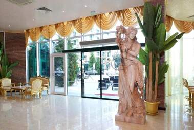 Vânzare - Apartament în Sunny Beach,  Burgas