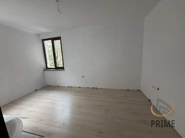 Verkauf - Wohnung in Zentar,  Burgas