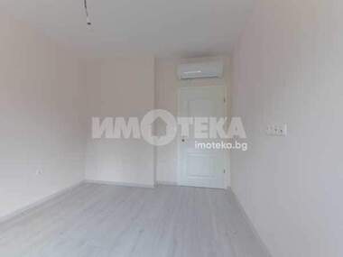 For sale - Apartment in k.k. Chayka,  Varna