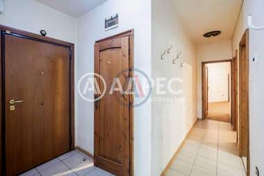 Продажба - Апартамент в Център,  Варна