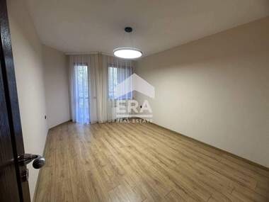 Verkauf - Wohnung in Mladejki halm,  Plowdiw