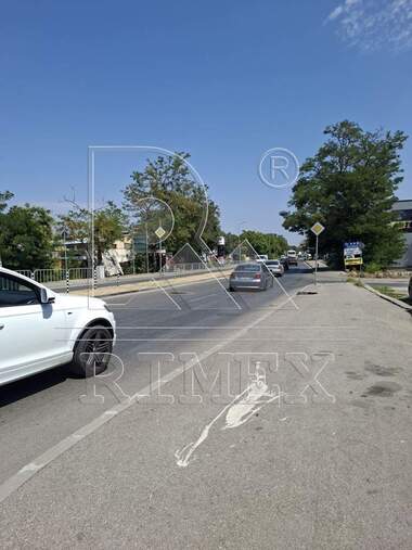 Închiriere - Magazin în Industrialna zona-Sever,  Plovdiv