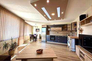 For sale - Apartment in Zona B,  Veliko Tarnovo