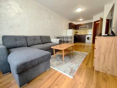 Închiriere - Apartament în Lazur,  Burgas