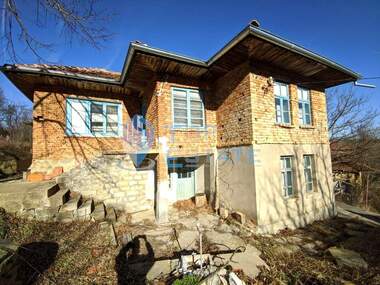 Продажба - Къща в Илаков Рът,  Велико Търново