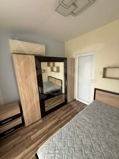Kira - Apartman olarak Pogrebi,  Varna
