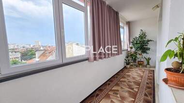 Închiriere - Apartament în Levski,  Varna