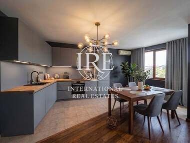 For sale - Apartment in Alen mak,  Varna