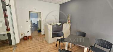 For sale - Office in Iujen,  Plovdiv