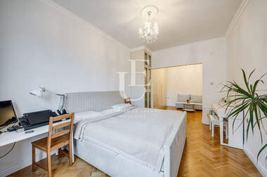 Verkauf - Wohnung in Center,  Sovia