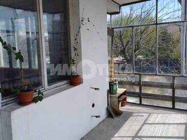 For sale - Apartment in Aksakovo,  Varna