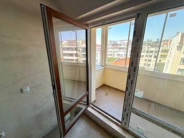 Satış - Apartman olarak Centar,  Burgas