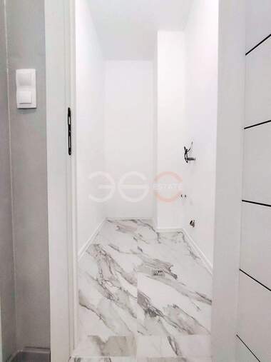 For sale - Apartment in Vazrajdane 2,  Varna