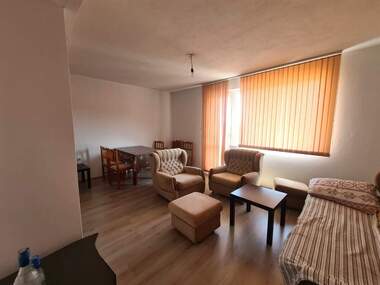 For sale - Apartment in Kamenni,  Haskovo