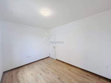 Satış - Apartman olarak Vazrajdane 3,  Varna