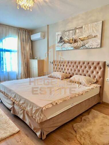 Продажа - Квартира в Святые Константин и Елена,  Варна