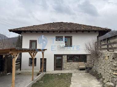 Verkauf - Haus in Elena,  Weliko Tarnowo