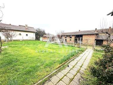 For sale - House in Gulianci,  Pleven