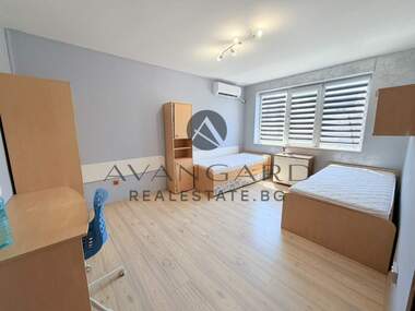 For sale - Apartment in Kiuchuk Parij,  Plovdiv