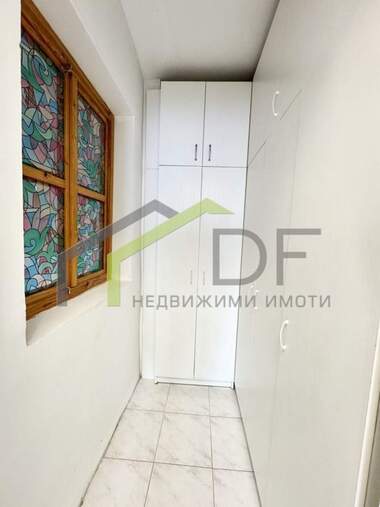 Închiriere - Apartament în Center,  Varna