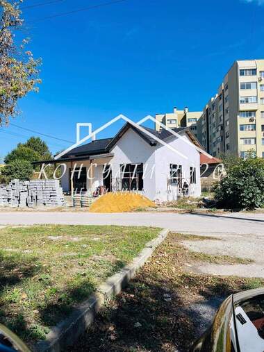 Vânzare - Casă în Novi Pazar,  Șumen