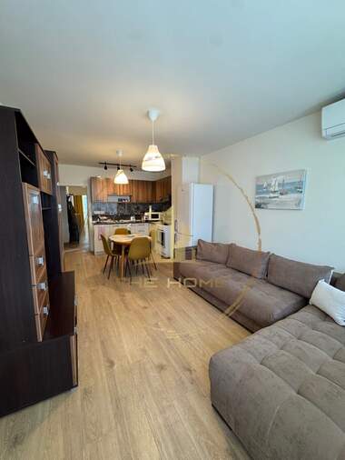 Miete - Wohnung in Sportna zala,  Warna
