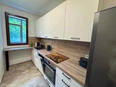 Miete - Wohnung in Zentar,  Burgas