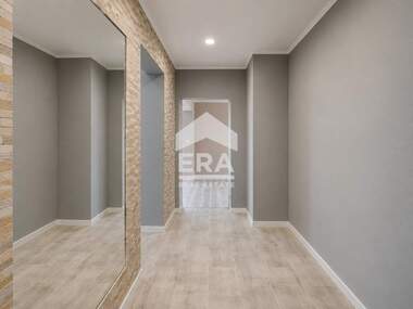 For sale - Apartment in Uchilishtni,  Haskovo