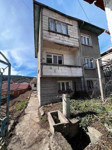Verkauf - Etage von Haus in Dupniza,  Küstendil