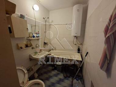 For sale - Apartment in Izgrev,  Plovdiv