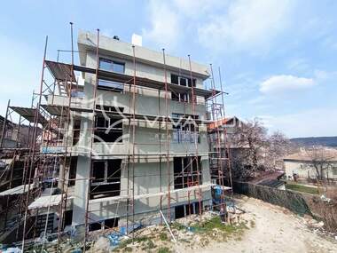 Vânzare - Apartament în Vinița,  Varna