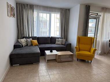 Închiriere - Apartament în Lazur,  Burgas