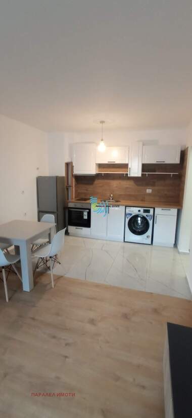For sale - Apartment in Kiuchuk Parij,  Plovdiv