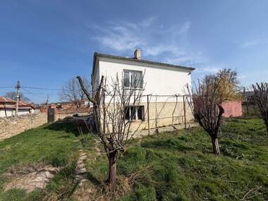 For sale - House in Lozarevo,  Burgas