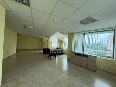 Miete - Büro in Center,  Varna