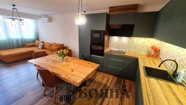Vânzare - Apartament în Center,  Ruse