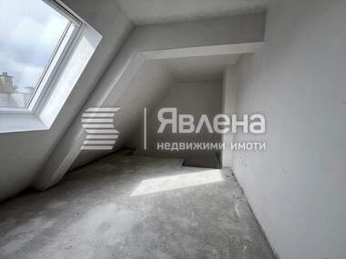 Продажба - Апартамент в Център,  Ямбол