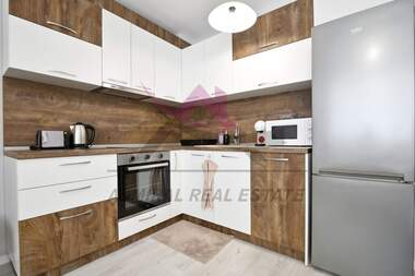 For rent - Apartment in Kolhozen pazar,  Varna
