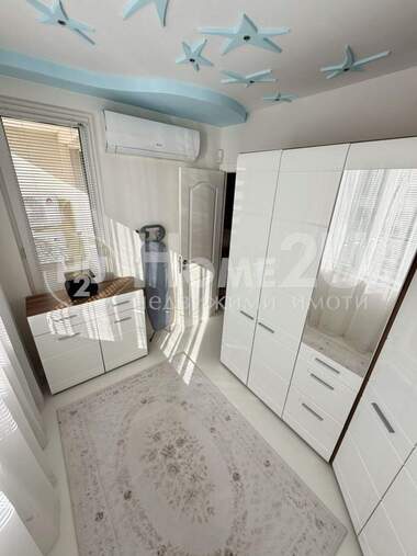 Vânzare - Apartament în Zornița,  Burgas