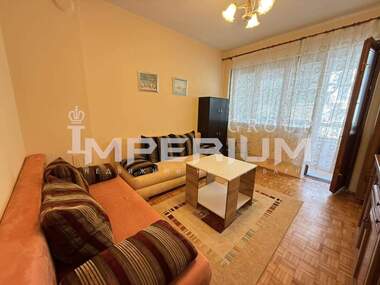 Închiriere - Apartament în Sportna zala,  Varna