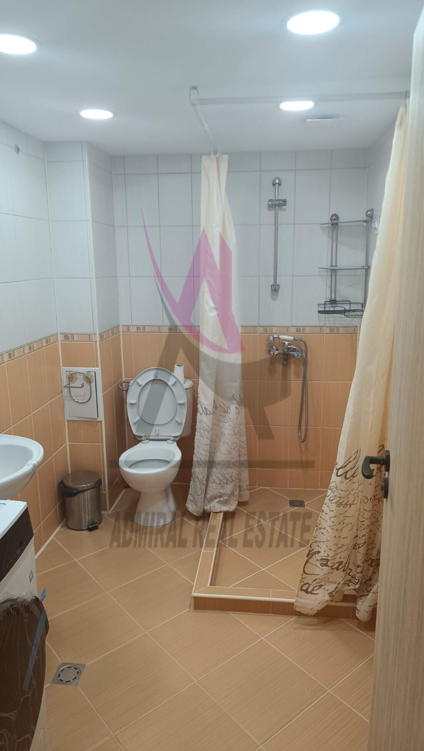 Cu două camere Apartament în Văzrajdane 1, Varna – fotografia 8