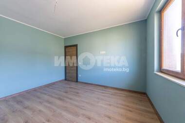 Продажба - Апартамент във Виница,  Варна