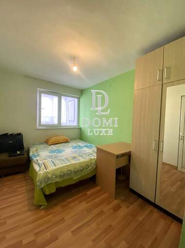 For sale - Apartment in Liatno kino Trakia,  Varna