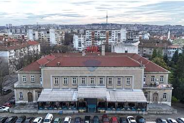 Kira - Yer olarak Center,  Ruse