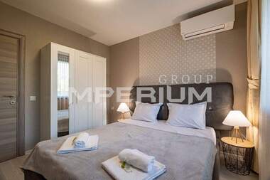 Închiriere - Apartament în Levski,  Varna