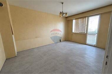 For sale - Apartment in Boian Balgaranov 1,  Shumen